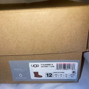UGG T Classic II (Chestnut)